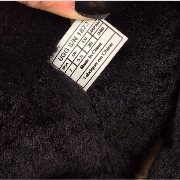 Ugg Bailey Button Tall Triplet Suede Fur Shearling Lined Boots Black Size 7 - Picture 10 of 14